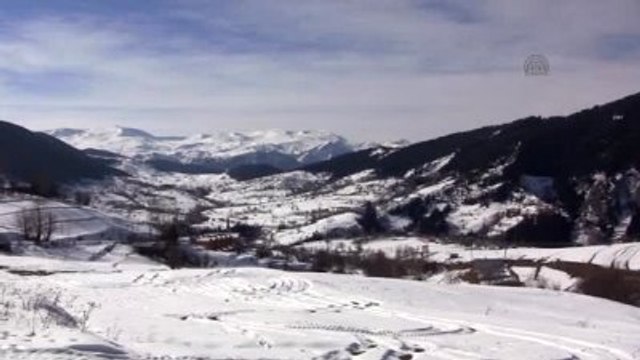 Şavşat Yavuzköy Kar Şenlikleri - Vali Cirit Kızakla Kaydı