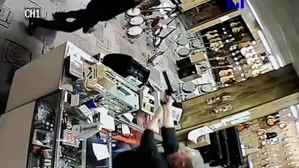 Un braqueur simule sa mort pour s’échapper