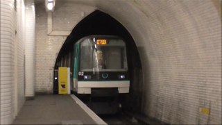 MF88 : Arrivée à la station Buttes Chaumont sur la ligne 7bis du métro parisien
