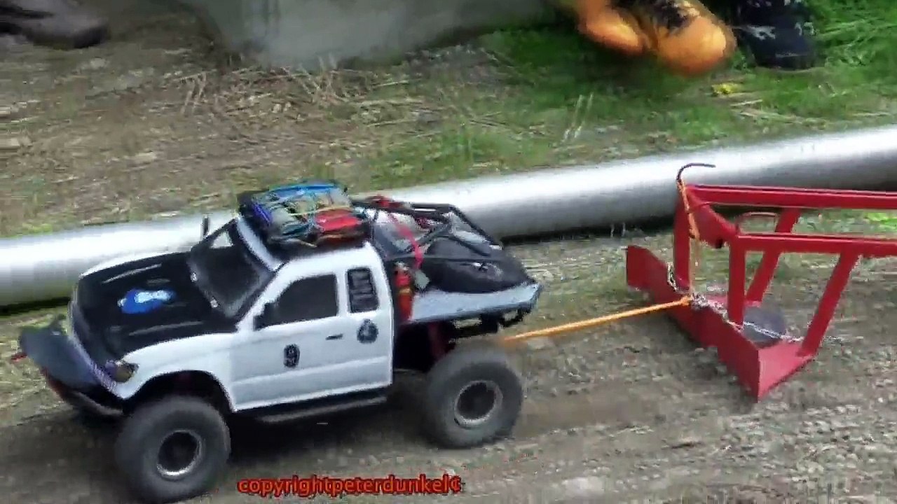 TRUCK PULLING AXIAL HPI TAMIYA CRAWL MODEL