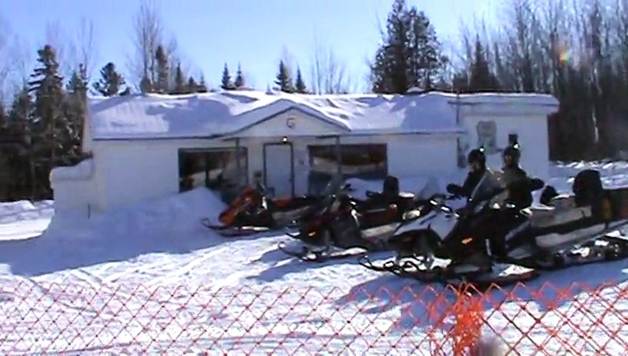 Vers le Mont Ste Anne 04