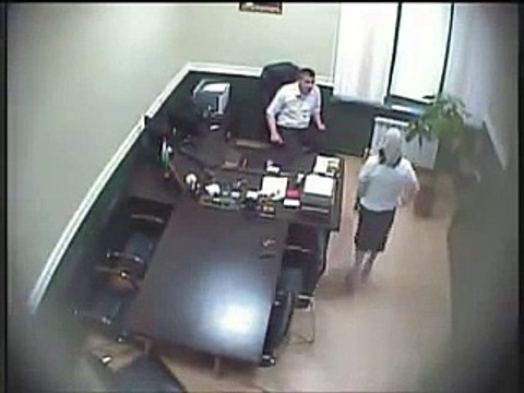 Chechen men women kiss in office Muslims chechnya