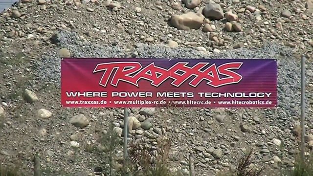 TRAXXAS SHORT COURSE RACE BASH HIT THE GROUND MUST SEE IN FULLSCREEN