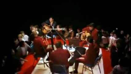 ELVIS PRESLEY - O SOLE MIO - 2015