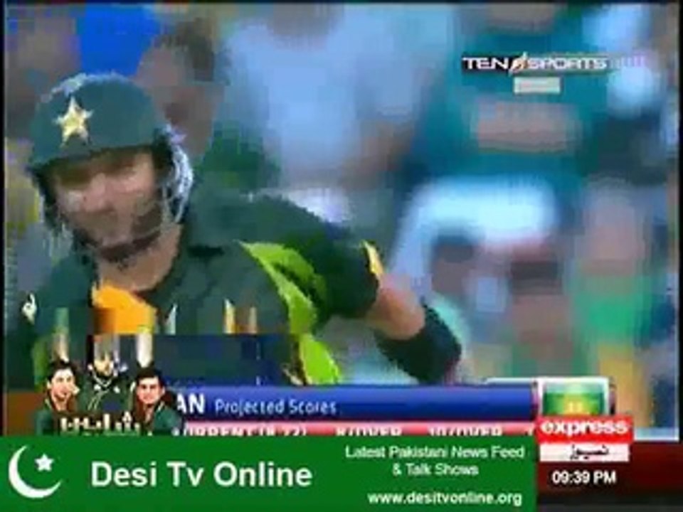 See How Umar Akmal Motivating Afridi To Play Safe