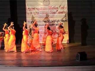 Aye Mai Aye Devi Dance