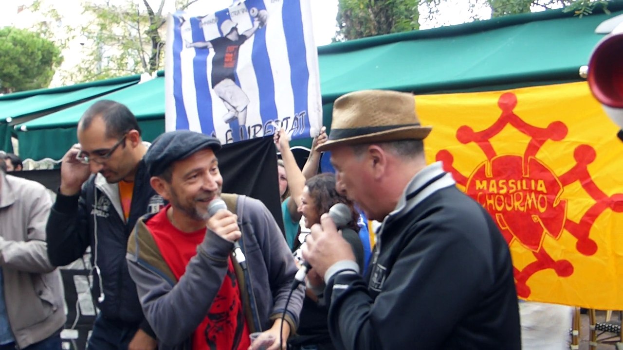 30 ans massilia sound system dj kayalik , papet jali , moussu t et gari greu parla patois (live)