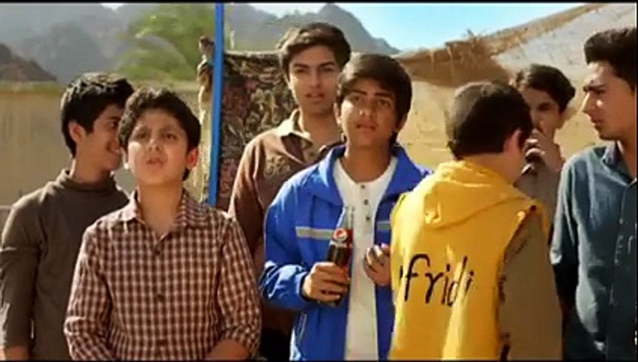 Shahid Afridi and Umar Akmal In motion