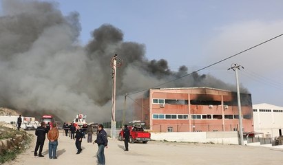 Gıda deposunda büyük yangın