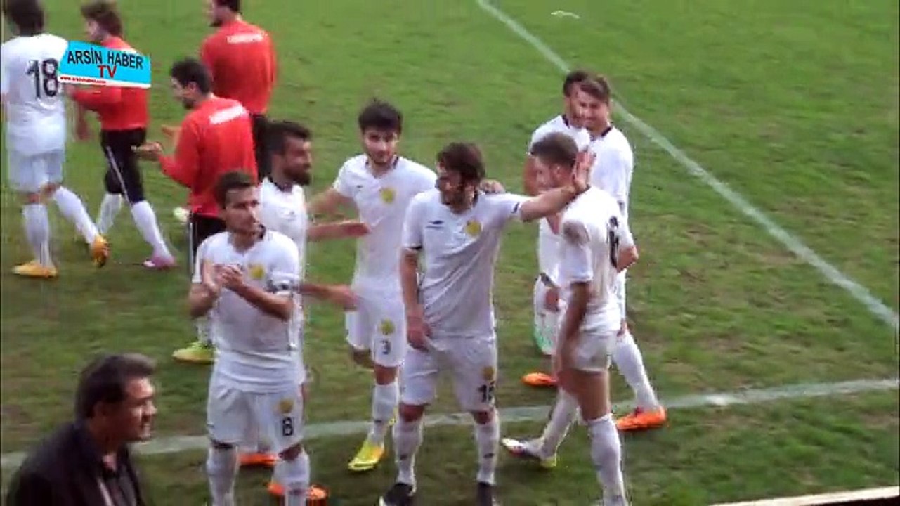 Arsinspor Maçında Yoğun Protokol
