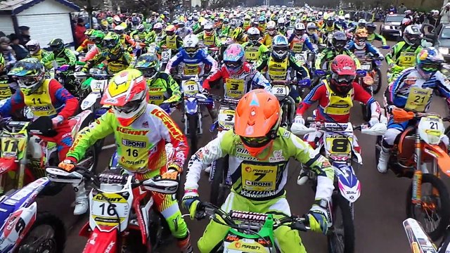 Le Touquet : le défilé des pilotes de l'Enduropale
