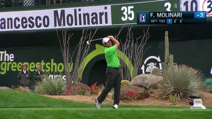 Download Video: Des fans de golf balancent leur gobelets de bière sur le green après le Hole-in-one de Francesco Molinari