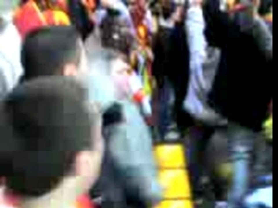 Lens assie on encule le losc...