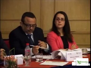 Questions à MmeTaqat: Ministère Industrie - Intégration IMME Marocaine - TMER 16/04/13