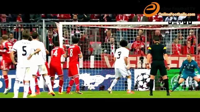 Cristiano Ronaldo - Skills Show - 2011-2012 - HD ★ Amazing Street Football Skills TV