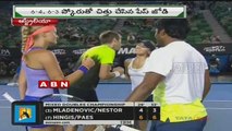 Paes-Hingis win Australian Open mixed-doubles title