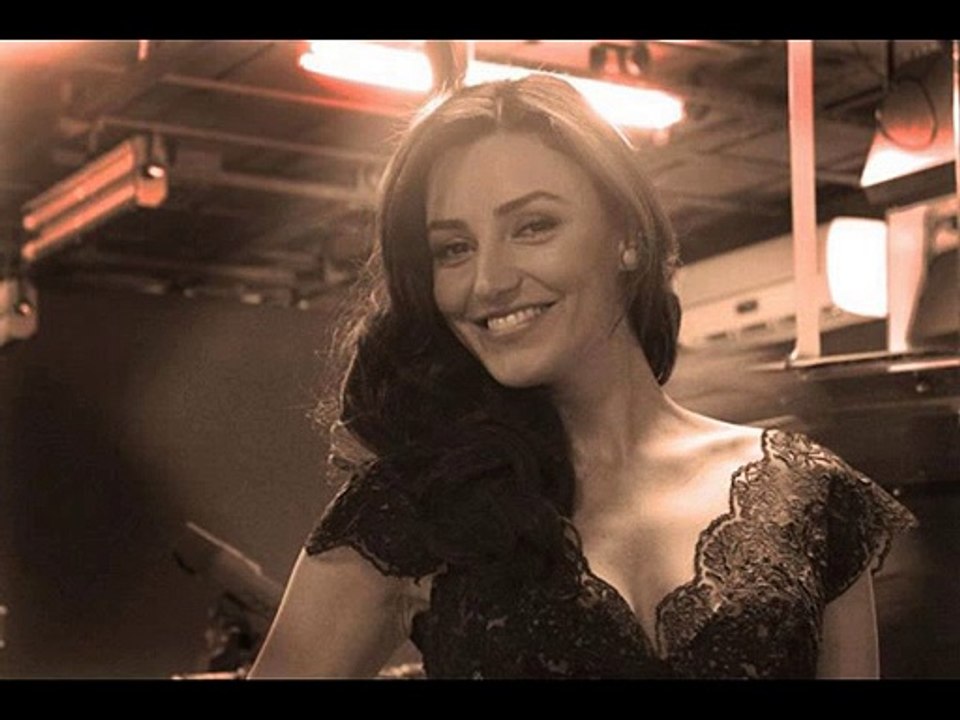 Sevcan Orhan-Gönül Dağı -  GÖNÜL TÜRKÜLERİ--SEVDALI TÜRKÜLERİN  GÖNÜL SAYFASI.M.M.