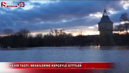 Nehir taşınca işe kepçeyle gittiler