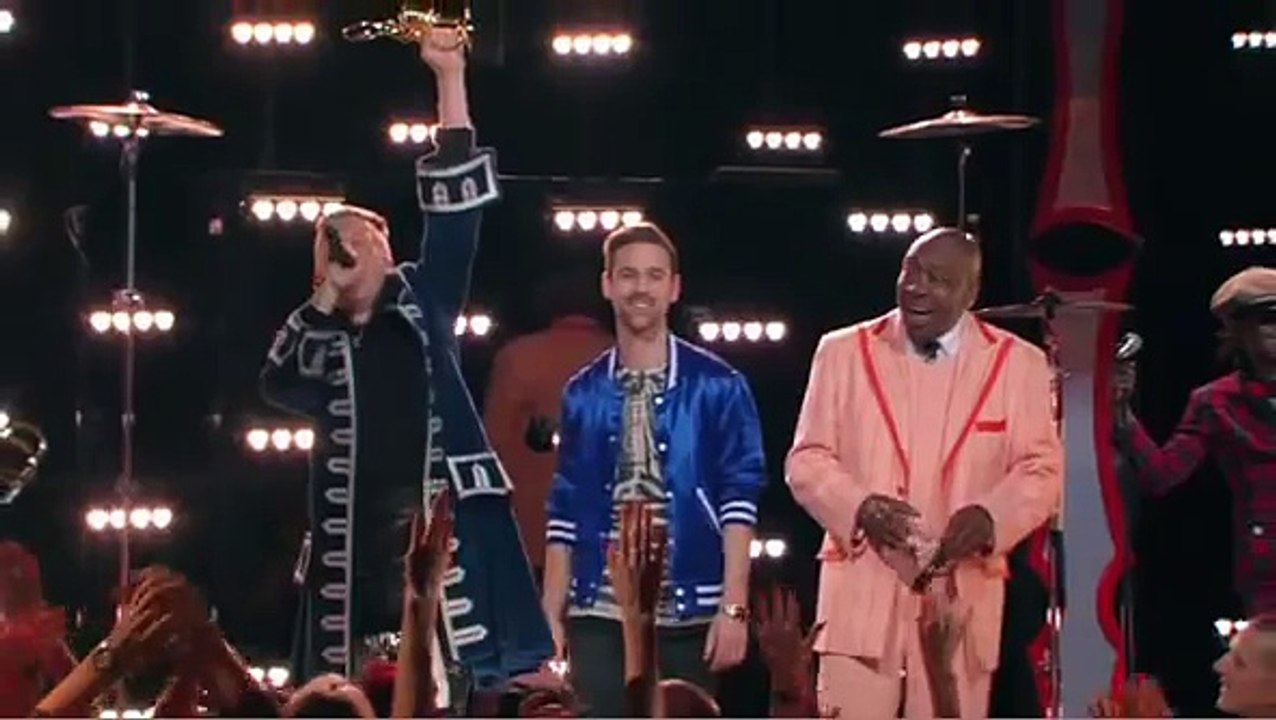 Macklemore & Ryan Lewis - 2013 Billboard Music Awards Acceptance Speech
