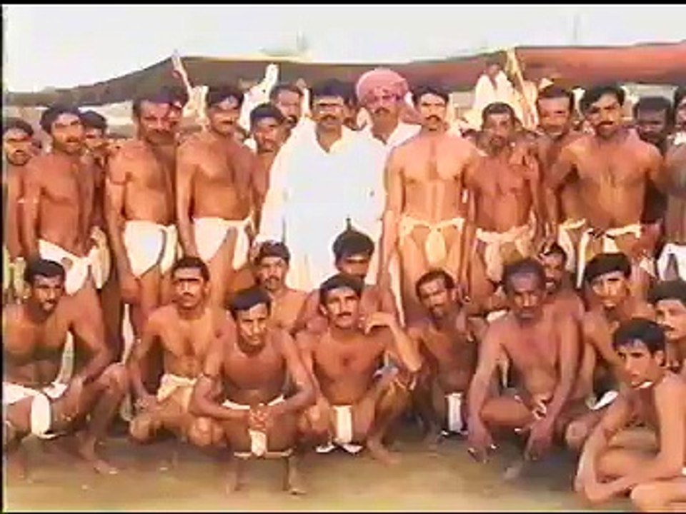 YOUNG MAN 1   . MALA  LAL DA