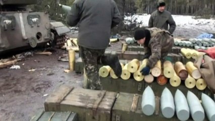 Ukraine television shows government troops firing