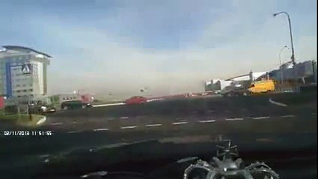 Reckless horse rider runs into a car - unbelievable