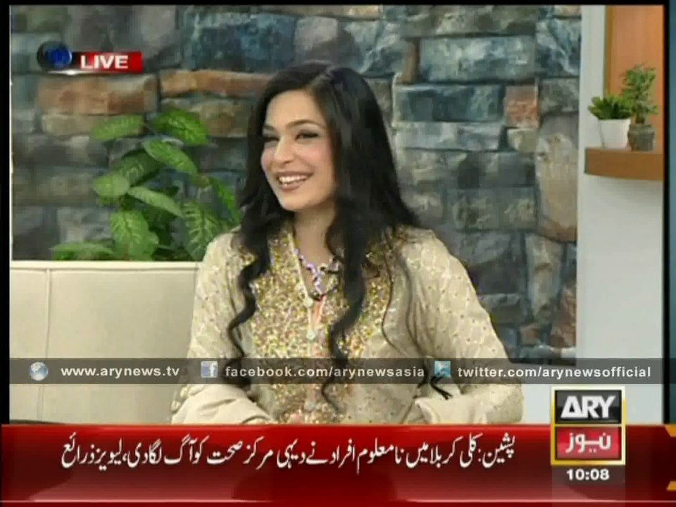 Meera Says No One Wants To Marry Me_