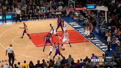 Jeremy Lin Pass to Ed Davis Dunk - Lakers vs Knicks - February 1, 2015 - NBA Season 2014-15