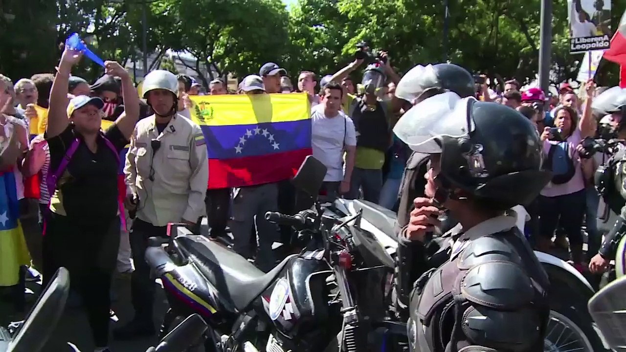 Imaginary Lines - Syriza Making Greek History & EU Future