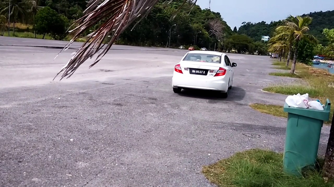 Sabi-Driving-Civic