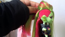 How to Restyle Duchess Swan Doll Hair Tutorial - Ever After High - Hair Bump/ Bun/ Curl