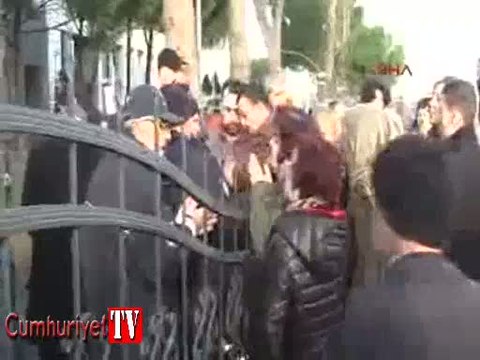 Cömert'in ailesinden protesto: Adalet sarayları kaçak saraylara bağlandı
