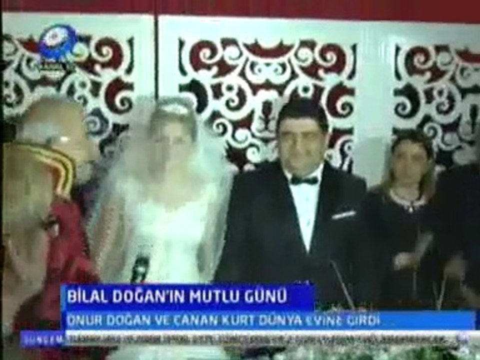 İzmir Bşb. Ak Parti Grup Bşk. Vek. Bilal Doğan'ın Oğlu Onur Doğan Evlendi. Menderes Bel. Bşk. Bülent Soylu, Torbalı Bel. Bşk. Adnan Yaşar Görmez