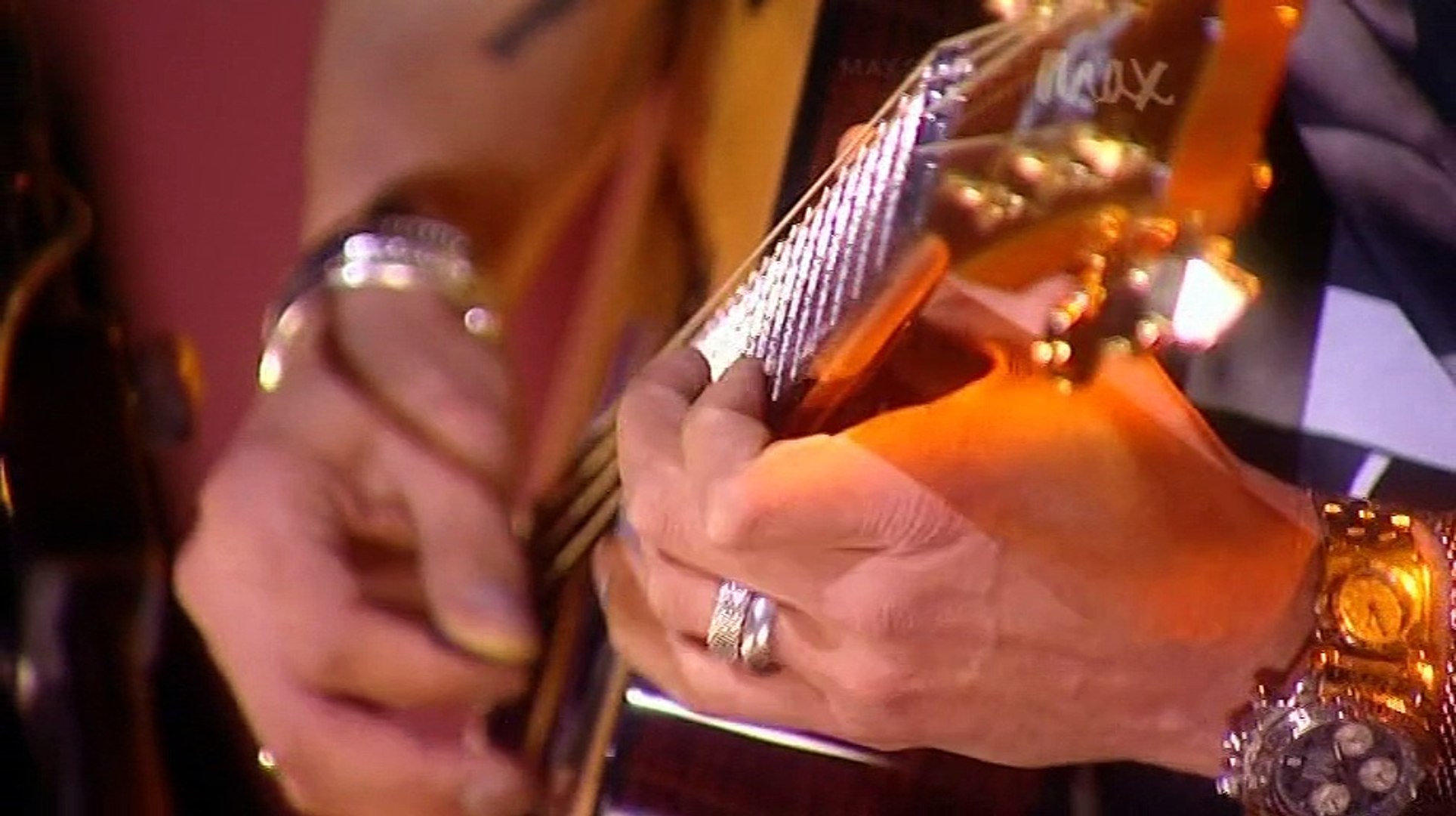 Slash With Myles Kennedy - Max Sessions - Vidéo Dailymotion