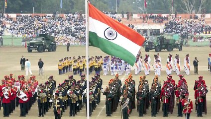 Shocking!! Shahid Kapoor Embarrassing Republic Day Video