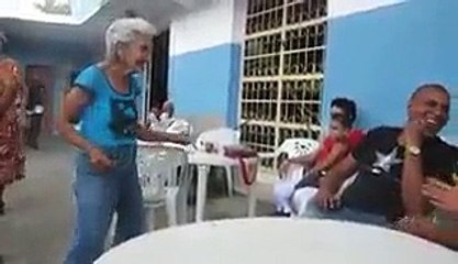 Most Funny Video American Old lady Dancing a song Ay Dunia petal di