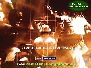 World Record Video - Fastest 200 in Test Match