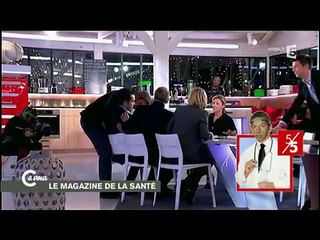 Le malaise de Patrick Cohen en direct dans « C à vous »