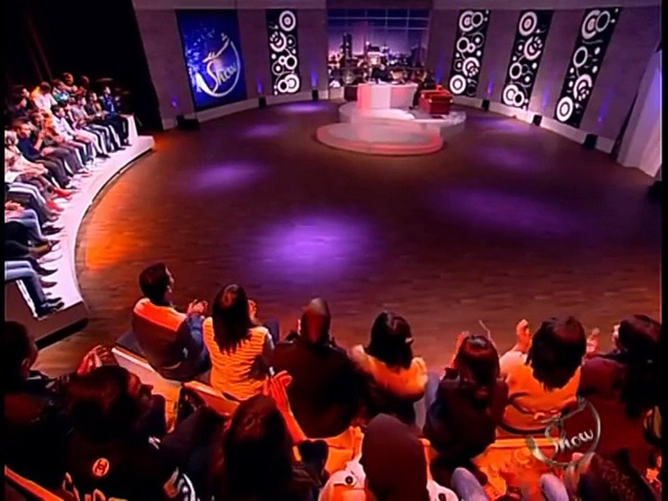 (by chehmat hamza)رشيد شو_ دنيا بوتازوت في لحظة مؤثرة