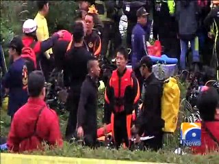 16 killed in Taiwan AirPlane Crash