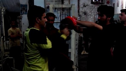 4 kg dumble in each hand punches 341 in one minute