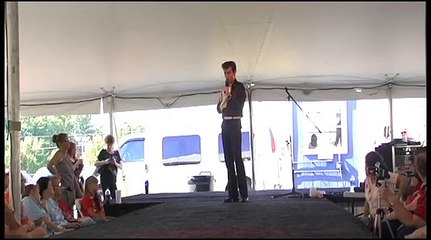 Kavan Hashemian sings Way Down at Elvis Week 2011 video