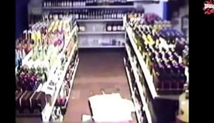 Un cambrioleur qui aurait mieux fait de passer par un autre endroit!