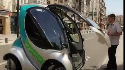 Hiriko folding electric car - full demo