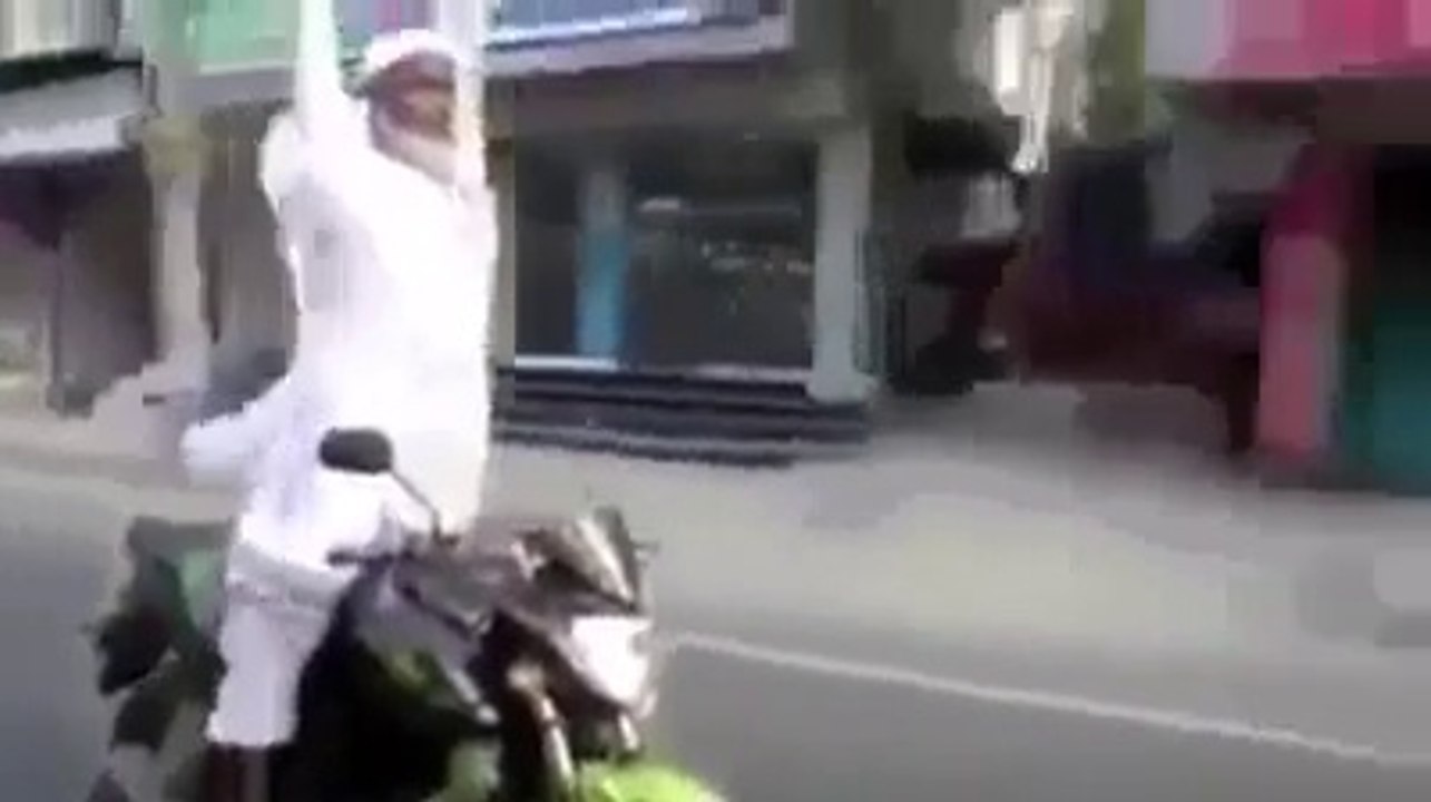 Talented Biker  Baba Jee