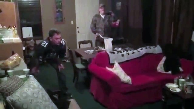 Super Bowl - Un fan des Seahawks détruit sa télé