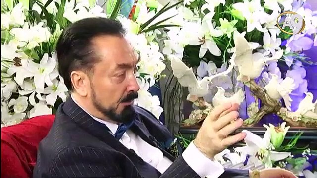 Cumhurbaşkanımız Sn. Erdoğan çok mütevazi, Allah ne derse onun olacağını biliyor.