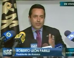 Roberto León: "6 de cada 10 venezolanos deben hacer colas para comprar alimentos"