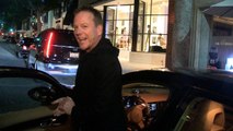 Kiefer Sutherland -- BACK OFF PETE CARROLL ... 'He's an Amazing Coach'