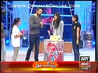Did You Ever See A Girls Kisses To King Cobra - Must Watch